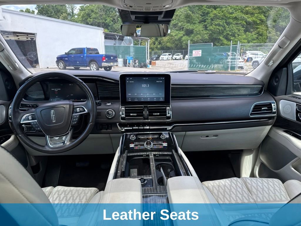 Used 2020 Lincoln Navigator Black Label w/ Cargo Convenience Package AWD/4WD image 18