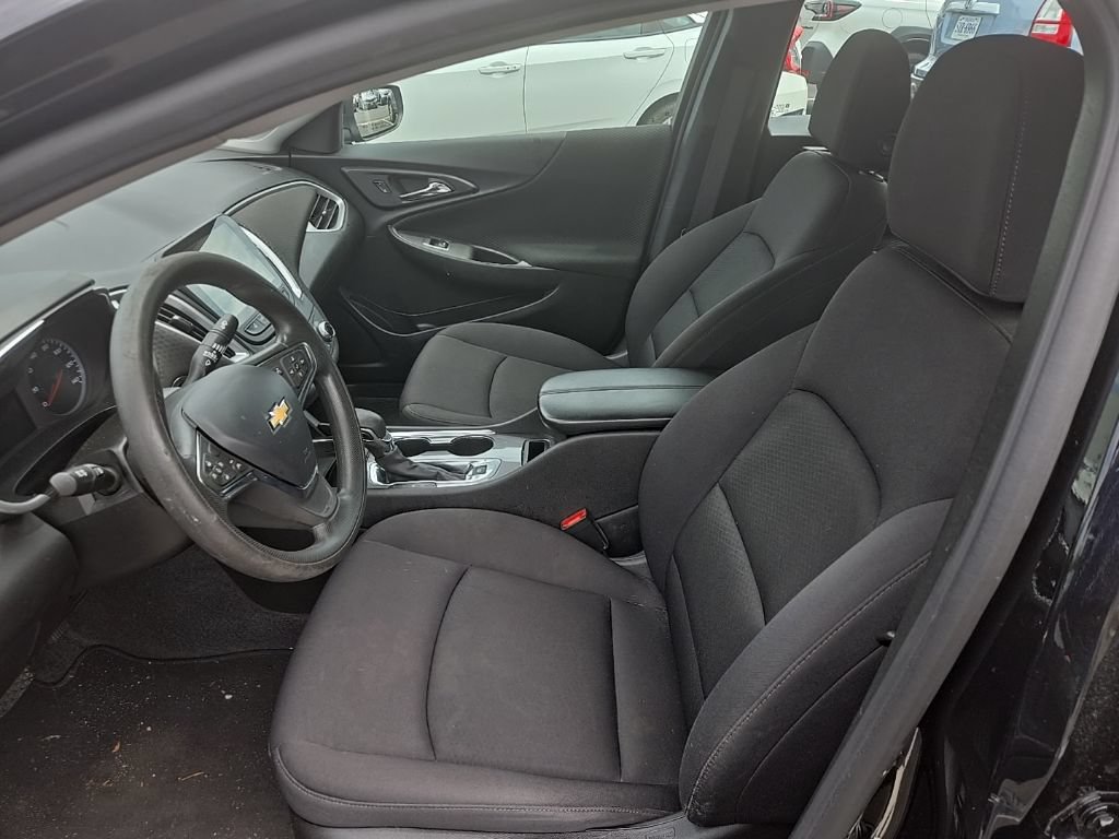 Used 2024 Chevrolet Malibu LT FWD image 11