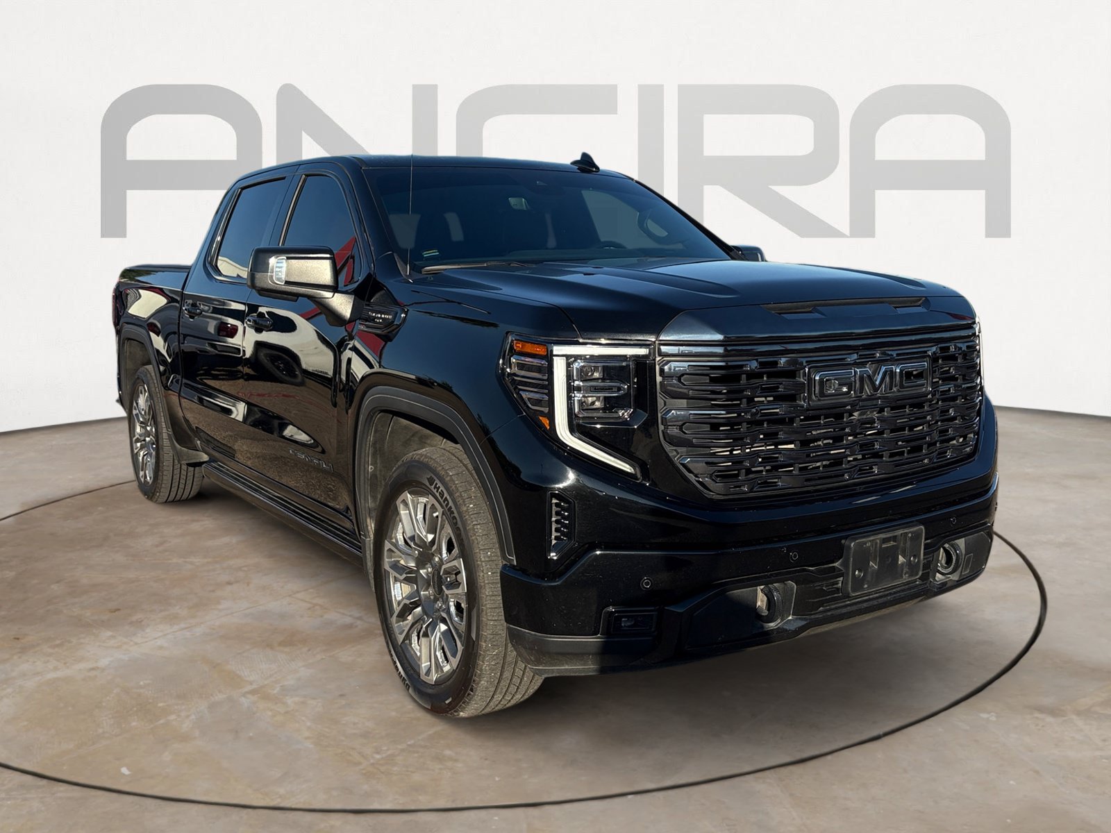 Used 2024 GMC Sierra 1500 Denali Ultimate AWD/4WD image 4