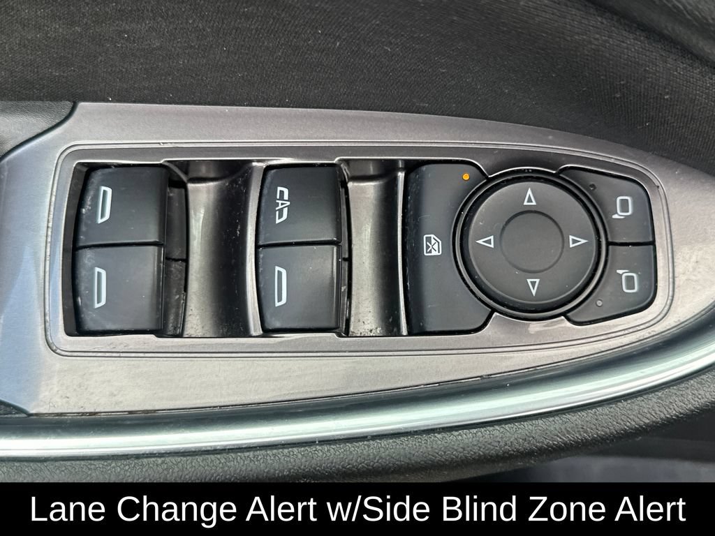 Used 2021 Chevrolet Malibu LT FWD image 13