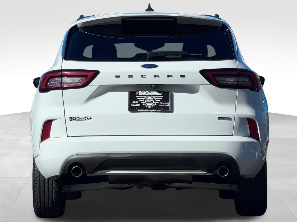 Used 2023 Ford Escape ST-Line Select AWD/4WD image 6