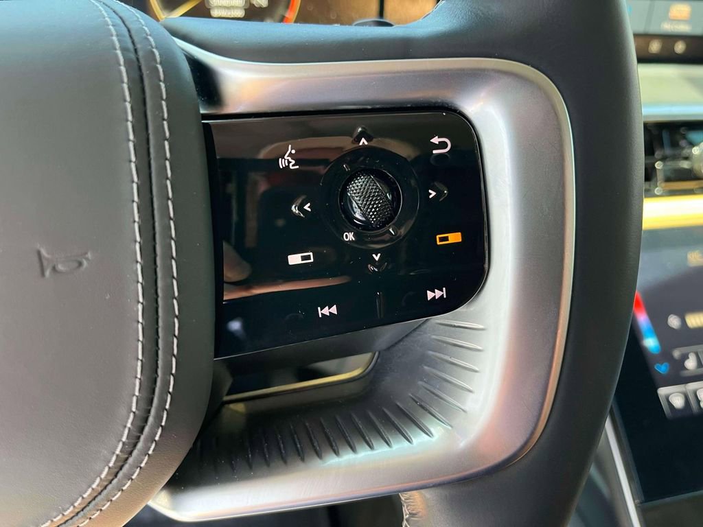Used 2025 INFINITI QX80 Sensory AWD/4WD image 32
