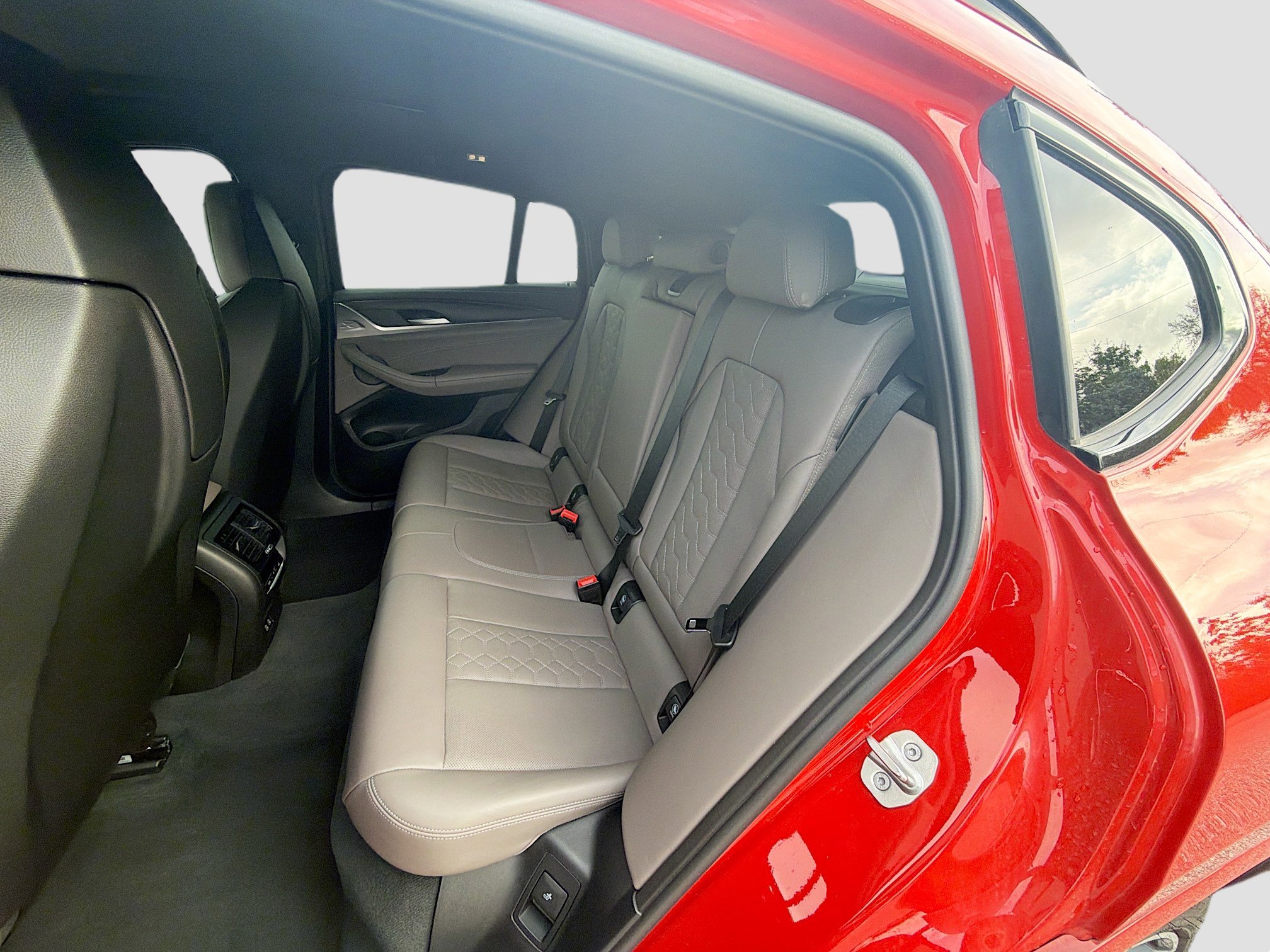 Used 2023 BMW X4 M image 21