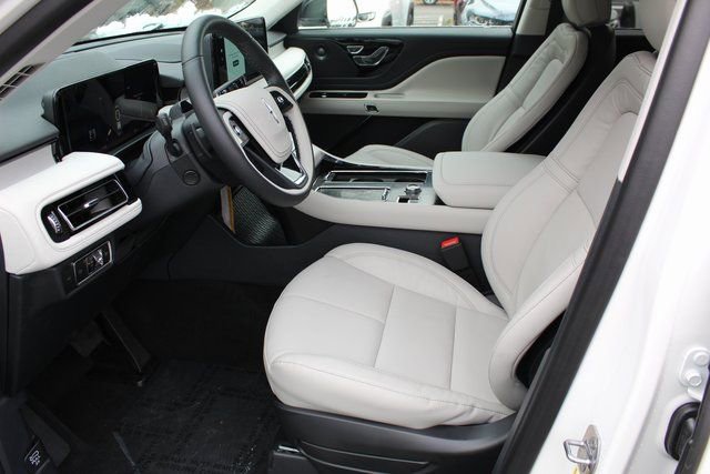 New 2026 Lincoln Aviator Reserve AWD/4WD image 12