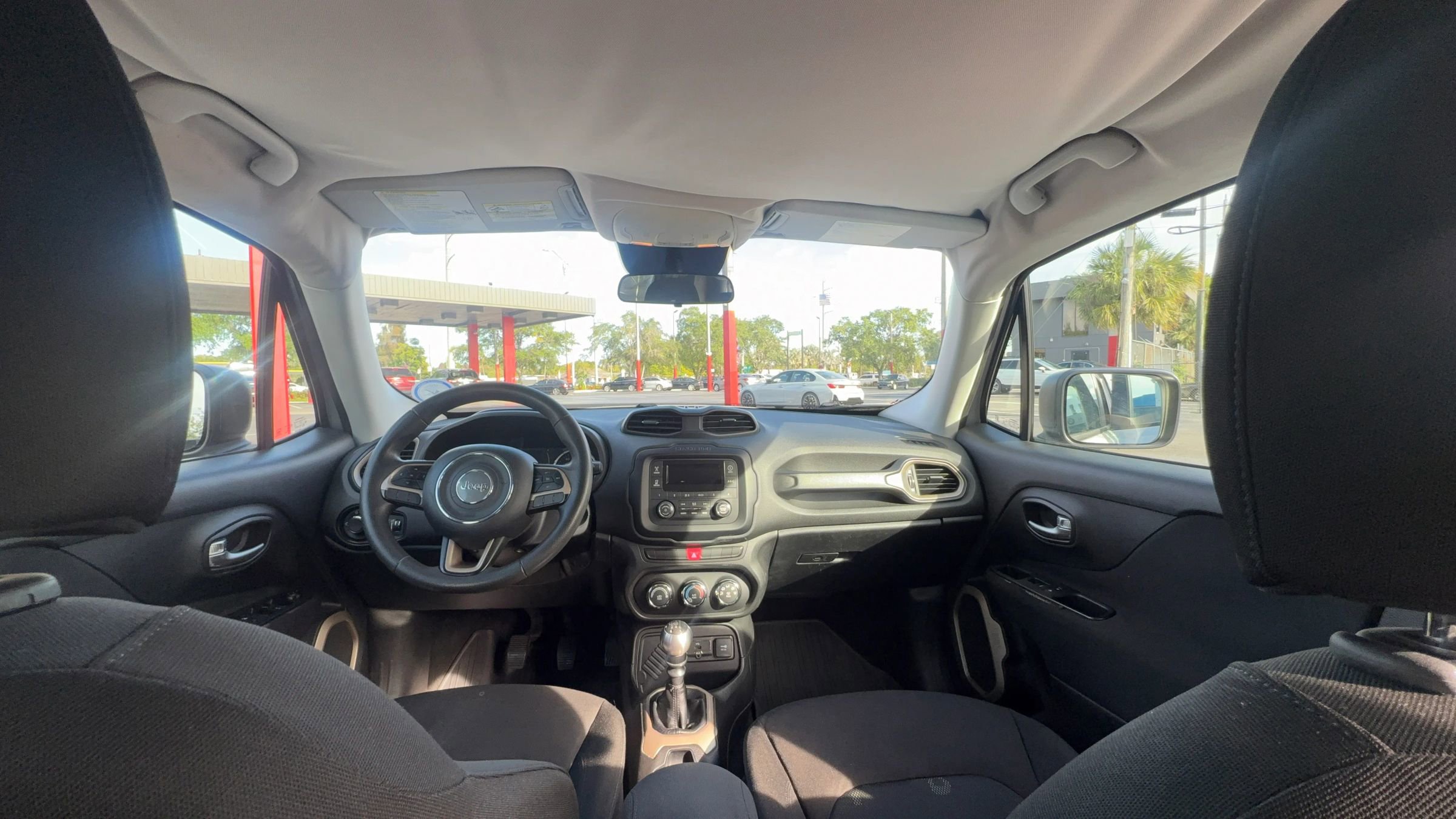 Used 2015 Jeep Renegade Sport w/ Power & Air Group image 16