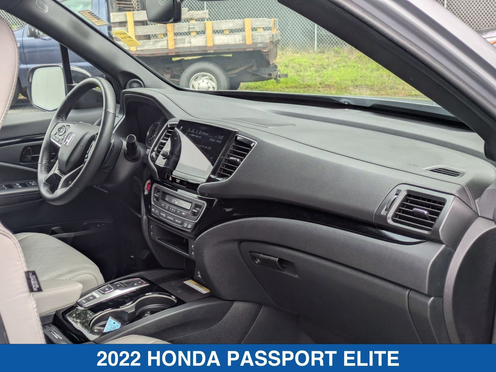 Used 2022 Honda Passport Elite image 37