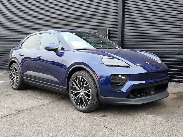 New 2025 Porsche Macan 4 Electric AWD/4WD image 9