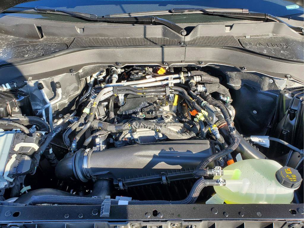 New 2025 Ford Explorer Active w/ Active Comfort Package image 11