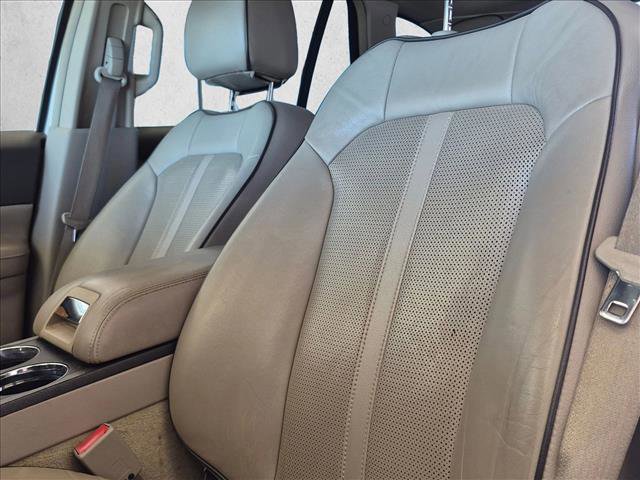 Used 2013 Lincoln MKX FWD image 11