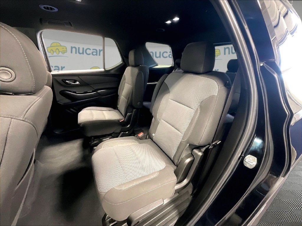 Used 2023 Chevrolet Traverse LT AWD/4WD image 15