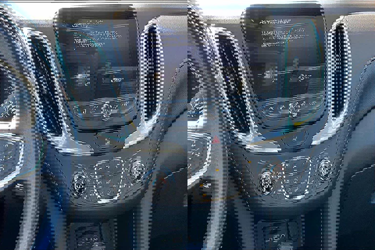 Used 2019 Chevrolet Equinox Premier image 7