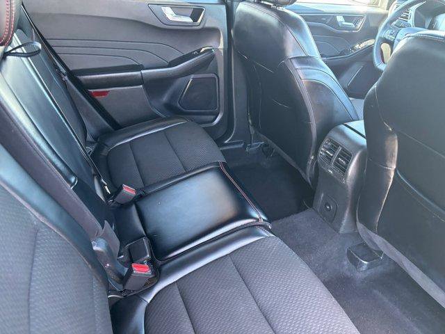 Used 2024 Ford Escape ST-Line image 14