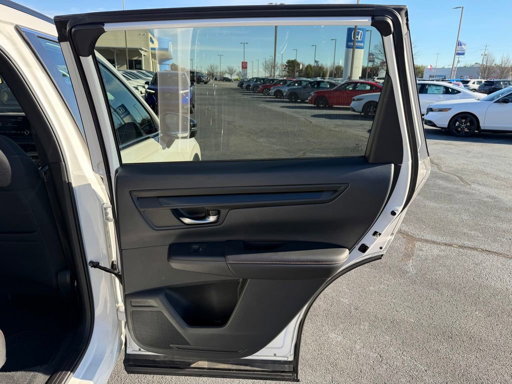 Used 2025 Honda CR-V Sport image 13