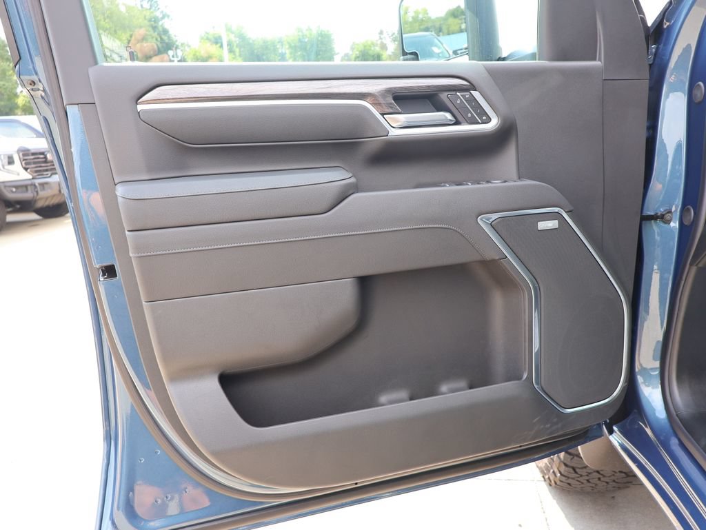 New 2026 Chevrolet Silverado 3500 LTZ w/ LTZ Plus Package AWD/4WD image 12