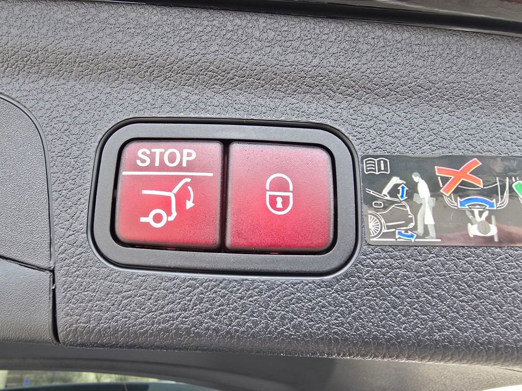 New 2025 Mercedes-Benz GLE 580 4MATIC image 18