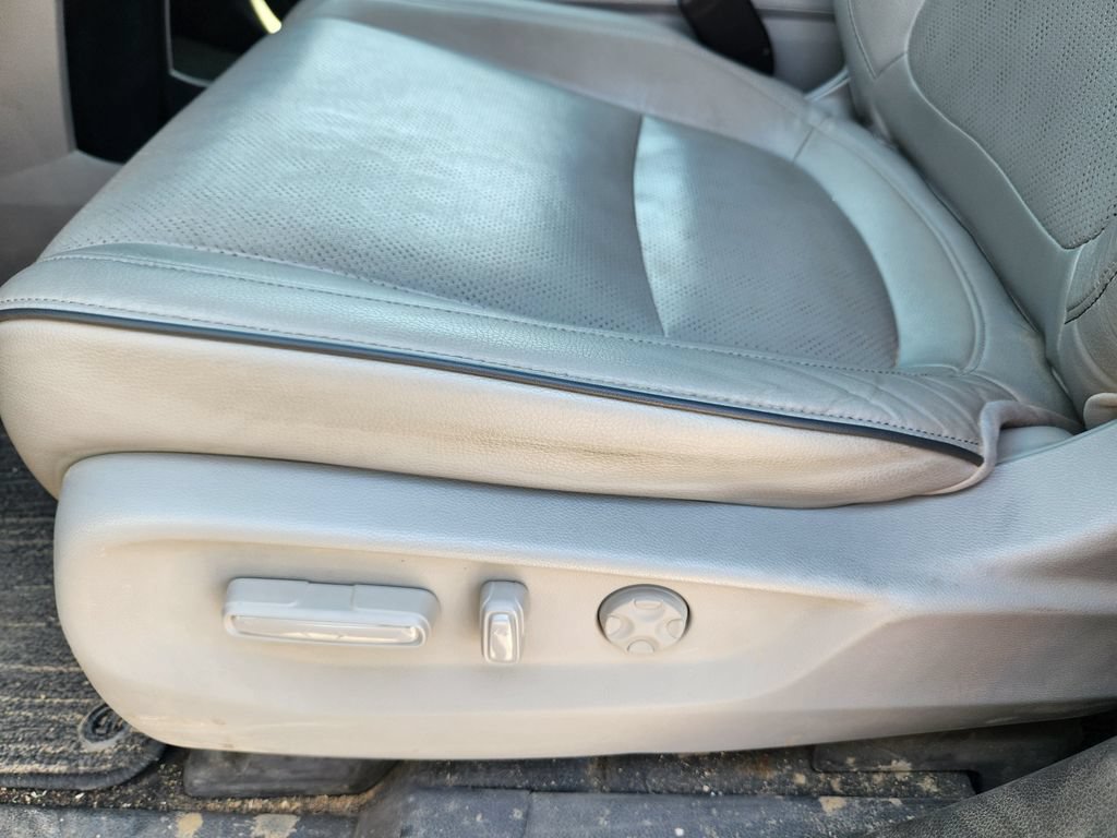 Used 2024 Honda Odyssey Elite image 12