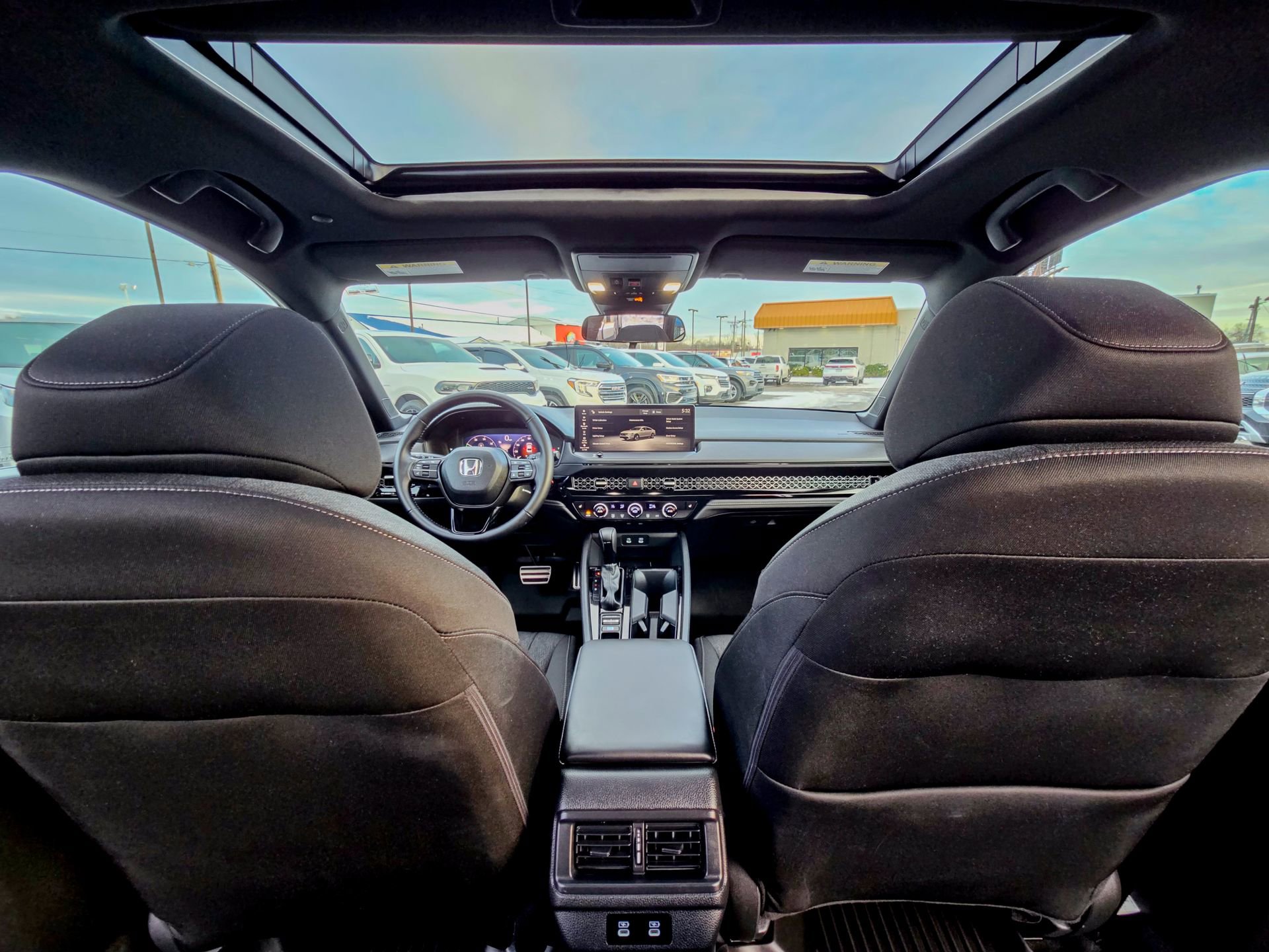 Used 2025 Honda Accord Sport image 2