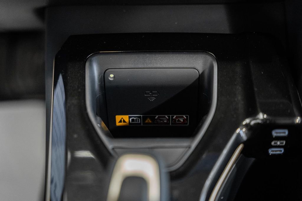 New 2025 Toyota Crown Signia image 26