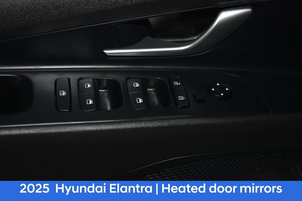 Certified 2025 Hyundai Elantra SEL FWD image 23
