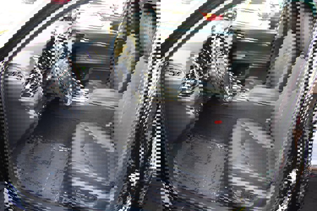 Used 2021 Toyota Camry XLE image 18