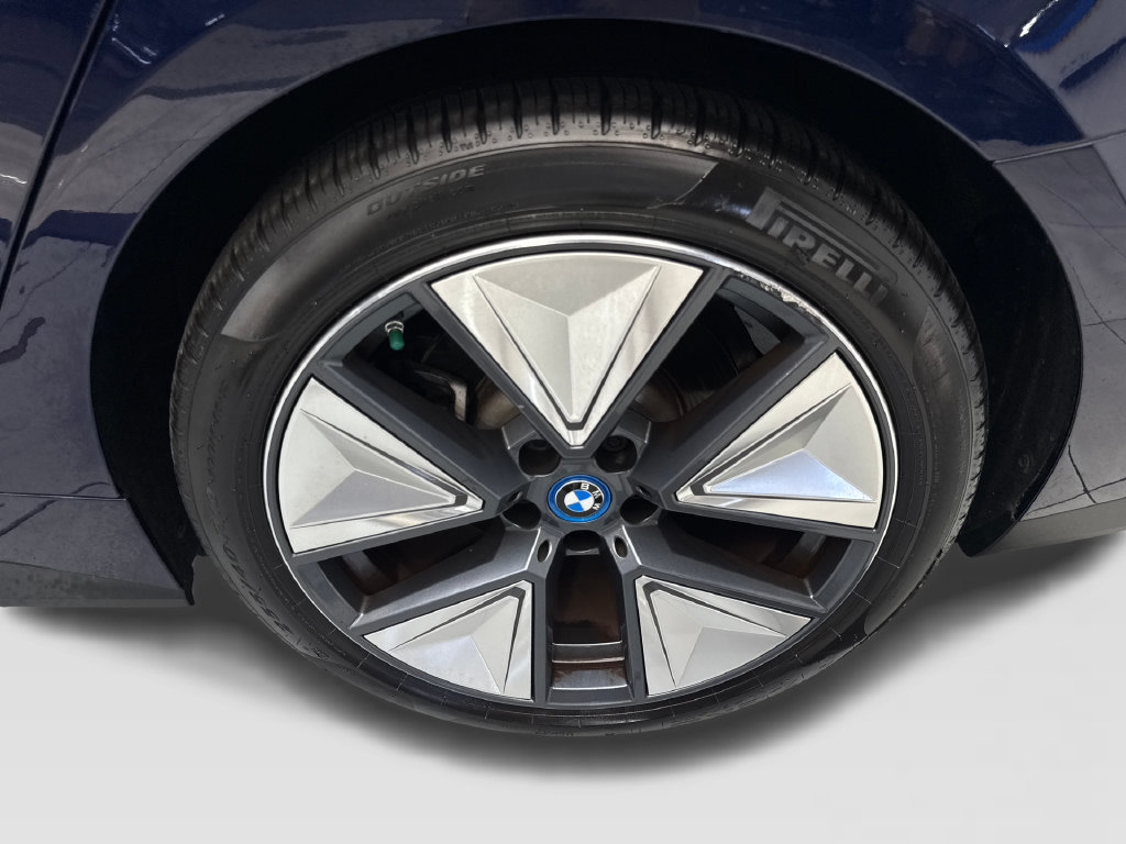 Used 2024 BMW i4 eDrive35 w/ Premium Package RWD image 88
