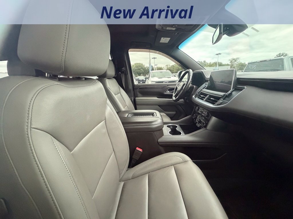 Used 2021 Chevrolet Suburban Z71 w/ Z71 Off-Road Package AWD/4WD image 4