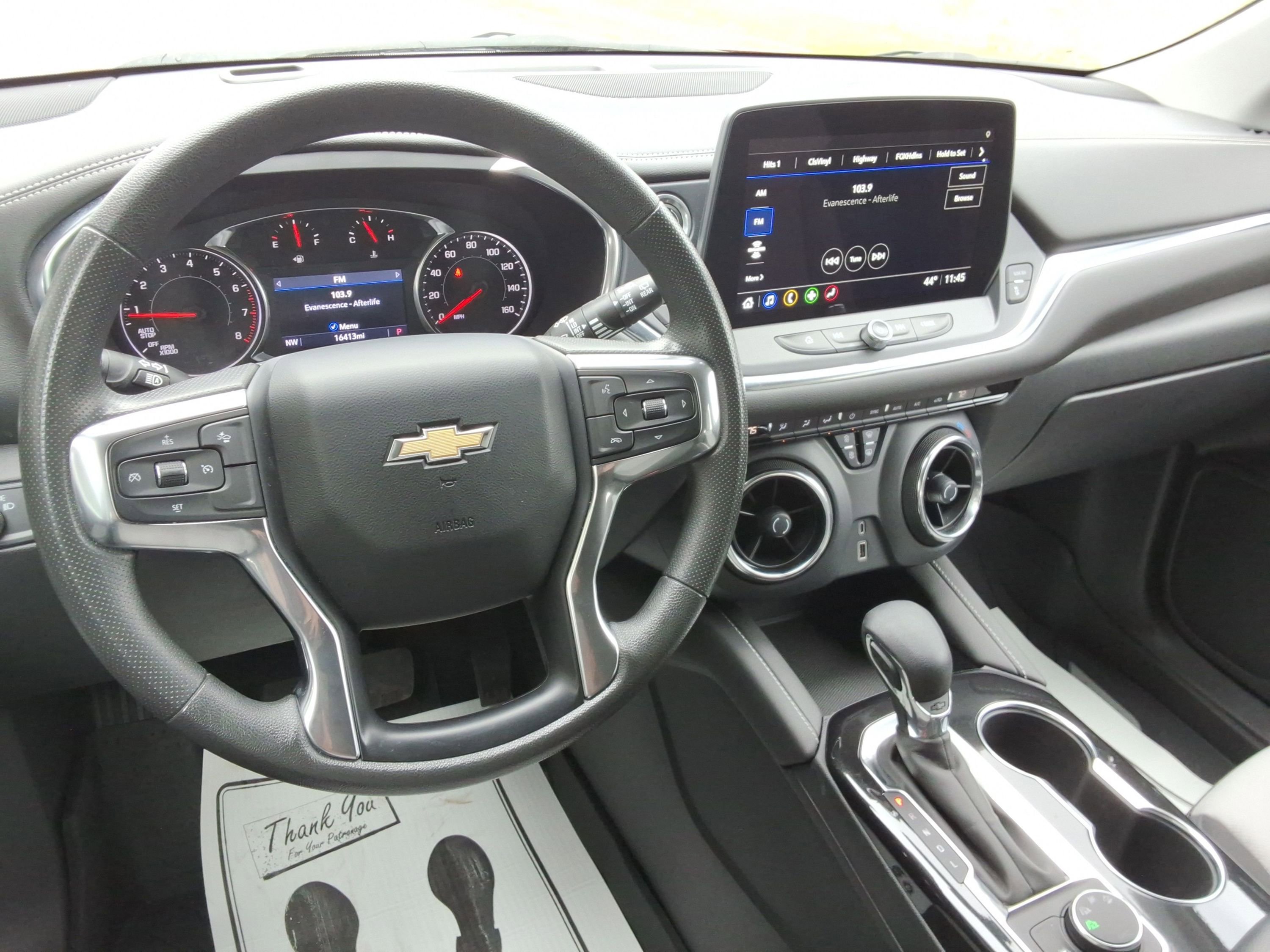 Used 2023 Chevrolet Blazer LT image 12