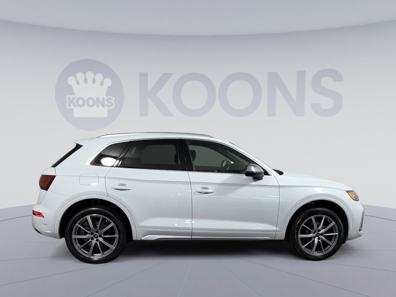 Used 2023 Audi SQ5 Premium Plus w/ Premium Plus Package AWD/4WD image 8