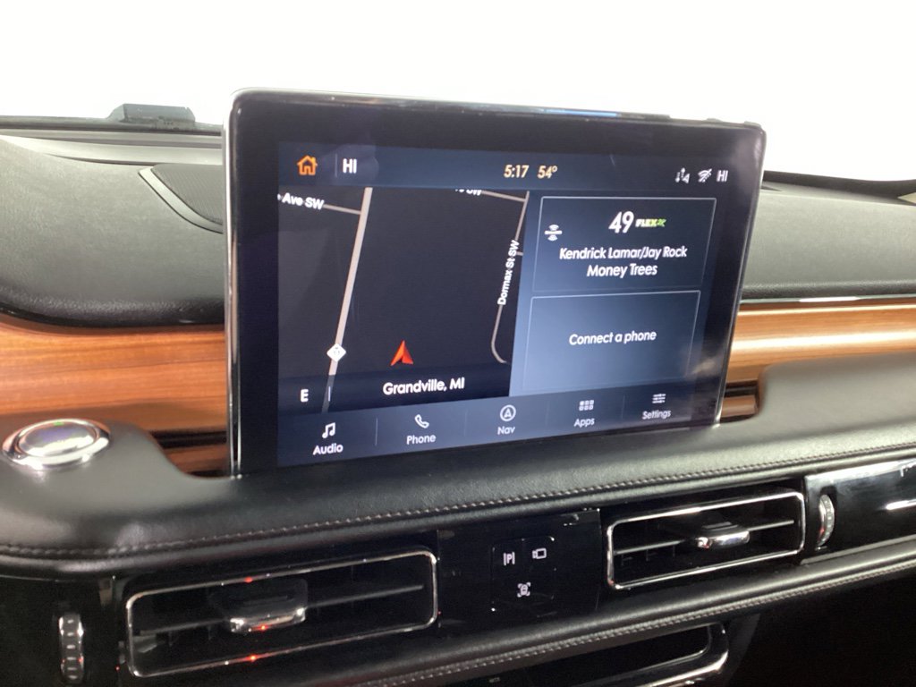 Used 2020 Lincoln Aviator Reserve w/ Equipment Group 201A image 34