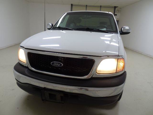 Used 2001 Ford F150 XL RWD image 9