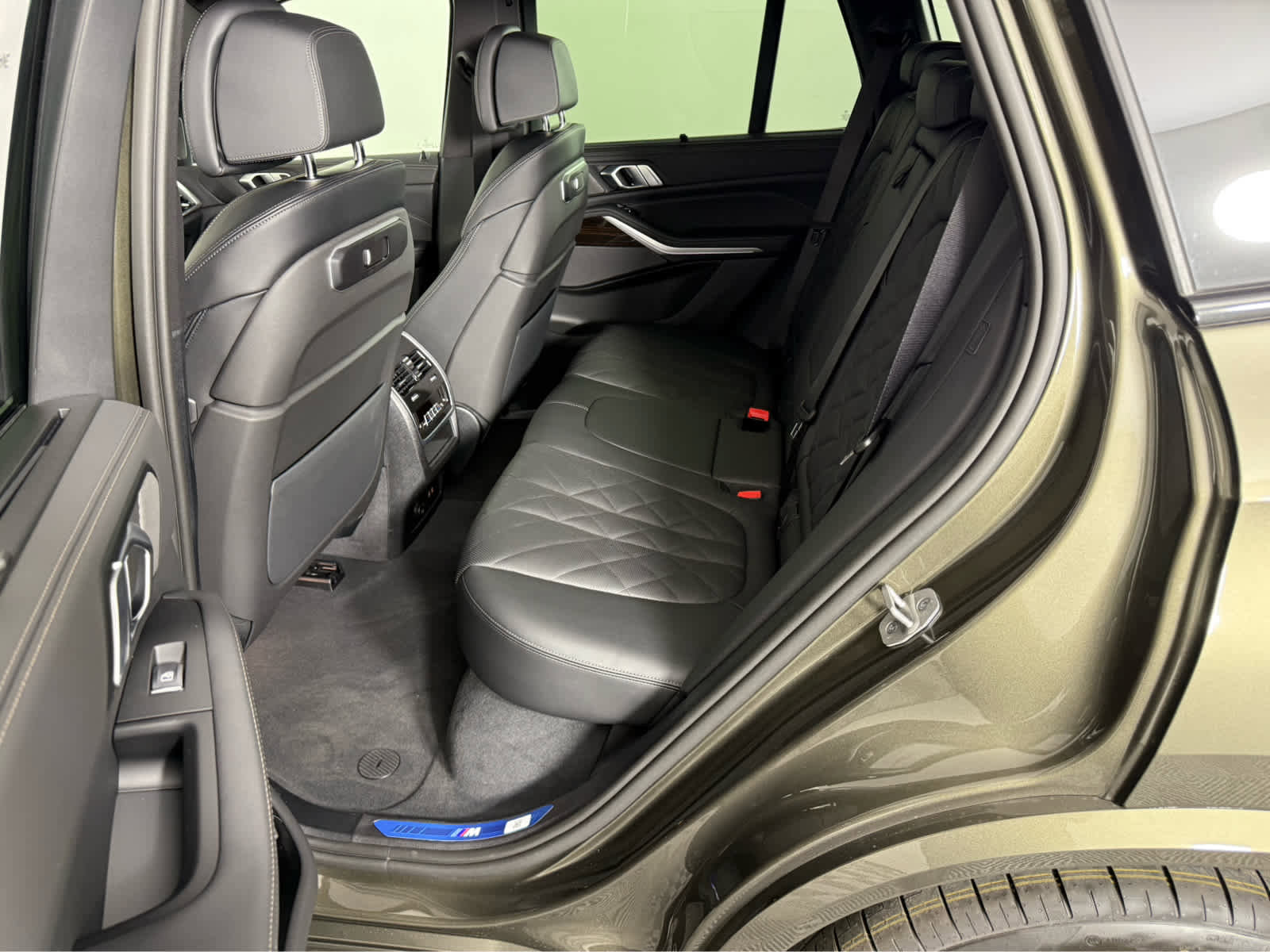 New 2026 BMW X5 xDrive40i w/ M Sport Package image 16