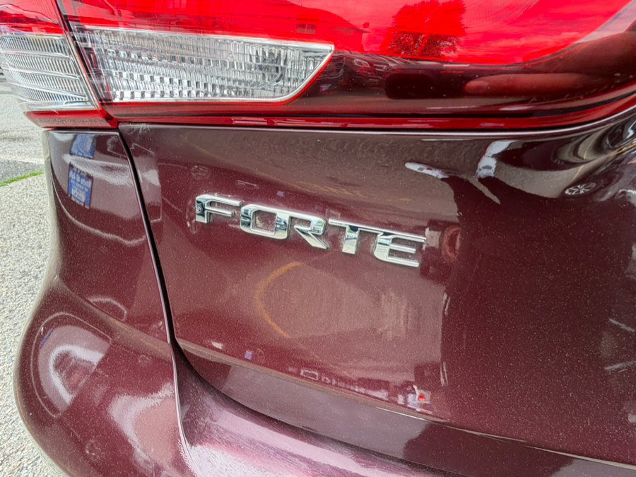 Used 2018 Kia Forte LX w/ LX Popular Package FWD image 14
