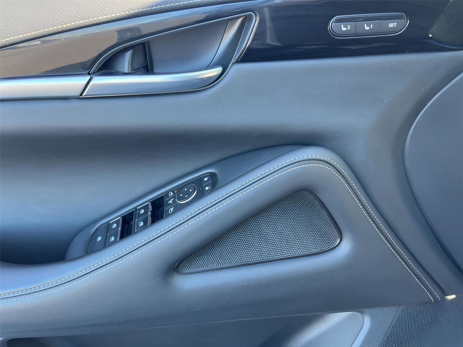 Used 2022 INFINITI QX60 Pure image 25