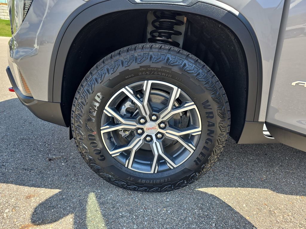 New 2026 GMC Acadia AT4 w/ Luxury Package AWD/4WD image 38