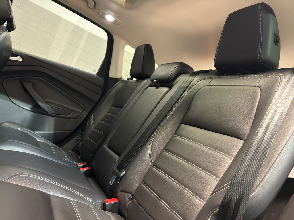 Used 2018 Ford Escape Titanium image 31