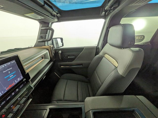 Certified 2025 GMC Hummer EV 3X image 30