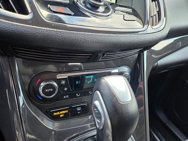 Used 2016 Ford Escape Titanium image 24