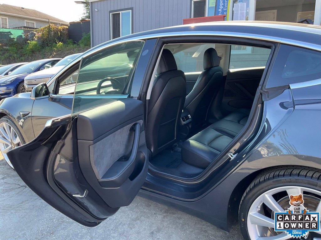 Used 2018 Tesla Model 3 Performance AWD/4WD image 24