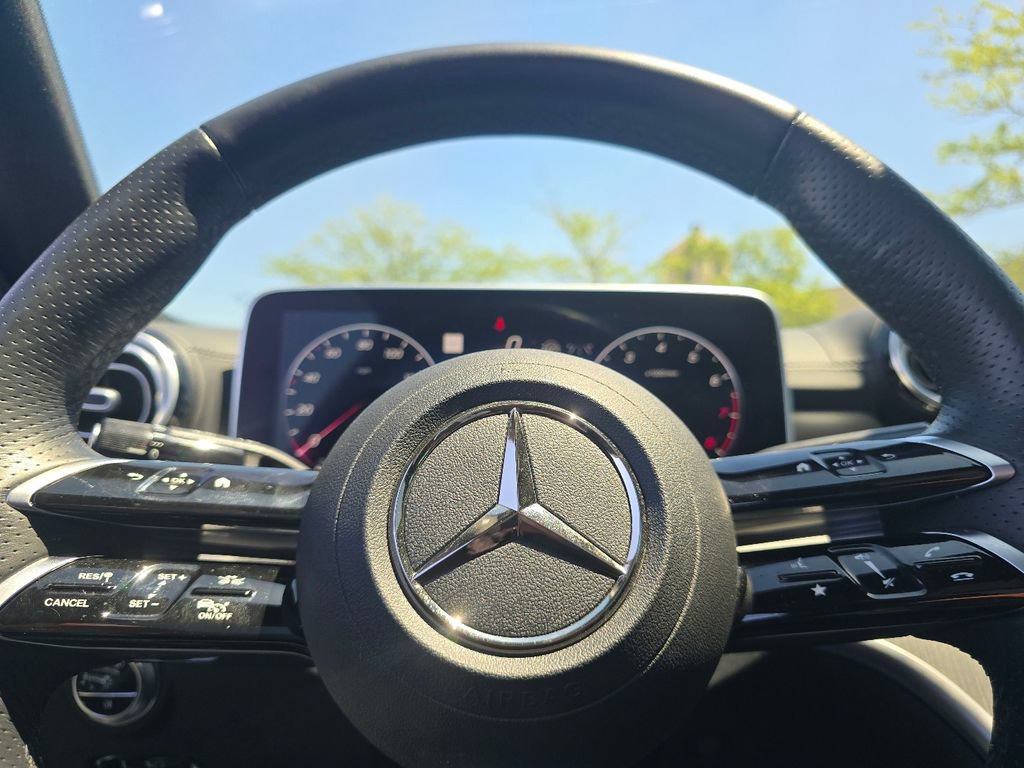 Certified 2023 Mercedes-Benz C 300 4MATIC Sedan image 28