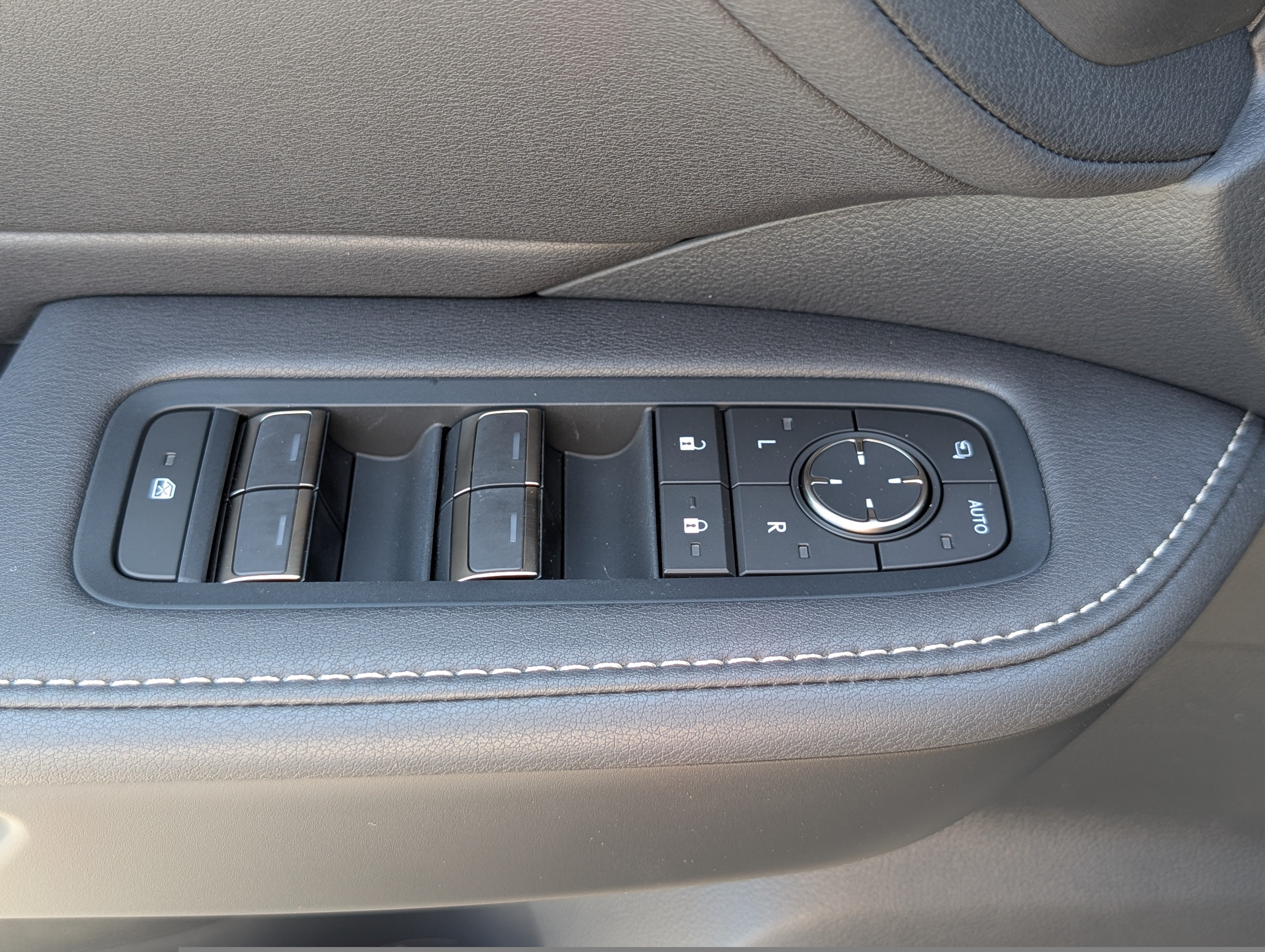 New 2026 Lexus TX 350 AWD image 18