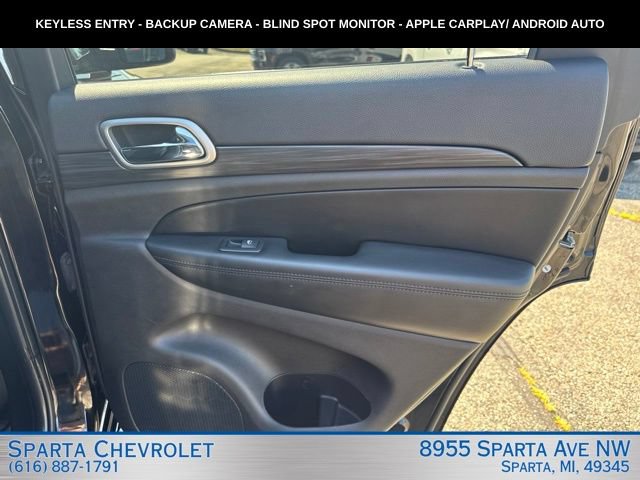 Used 2019 Jeep Grand Cherokee Altitude AWD/4WD image 28