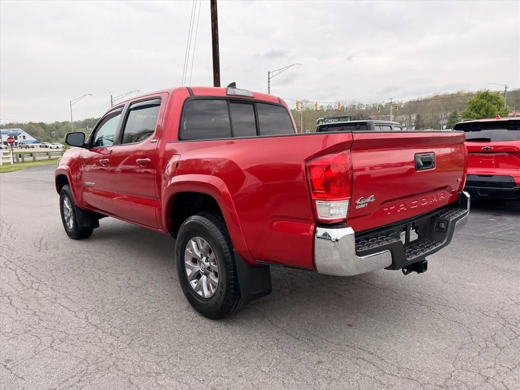 Used 2017 Toyota Tacoma SR5 w/ Tow Package AWD/4WD image 7