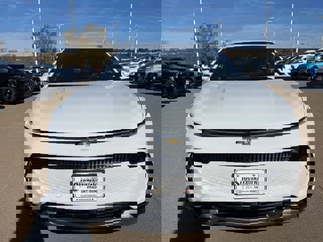 New 2026 Chevrolet Equinox EV LT w/ Convenience Package II image 9