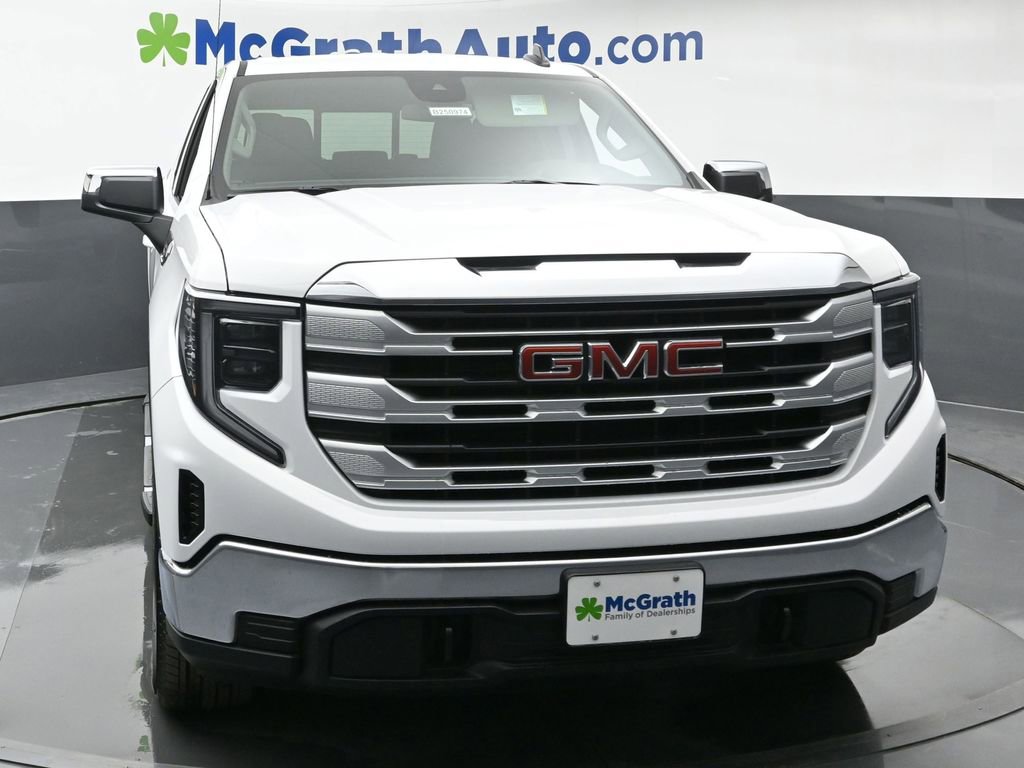 New 2025 GMC Sierra 1500 SLE w/ Preferred Package image 4