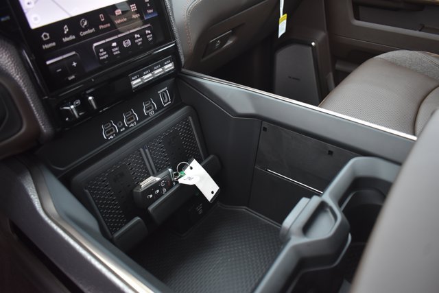 New 2026 RAM 3500 Longhorn AWD/4WD image 30