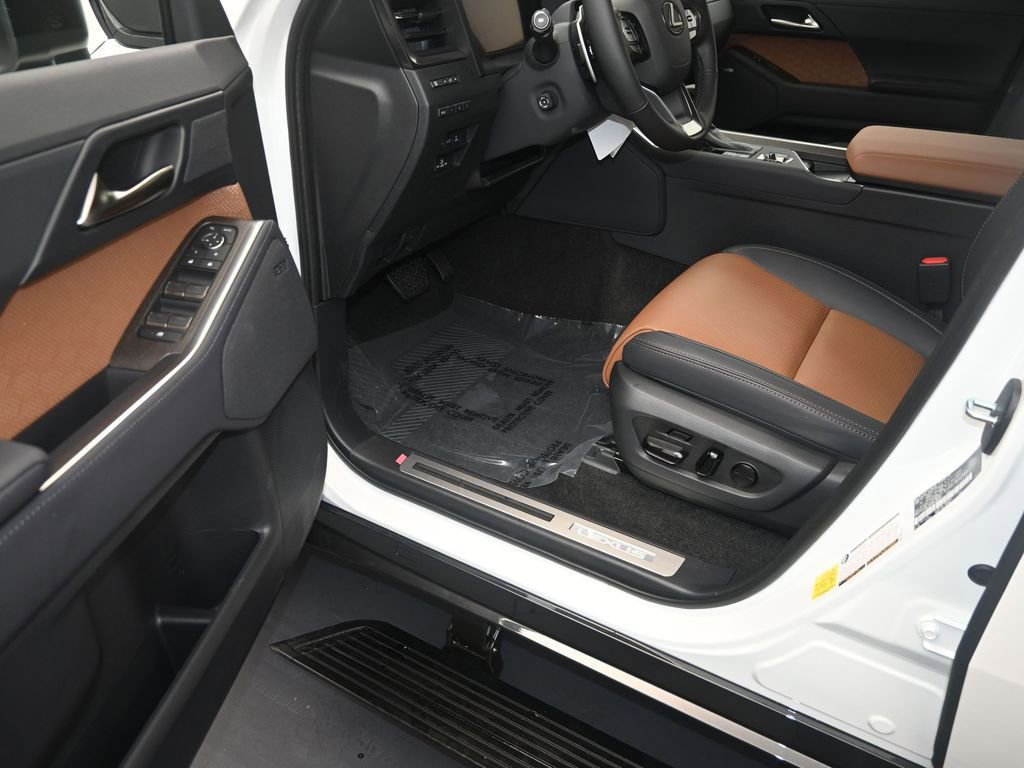 New 2026 Lexus GX 550 image 11