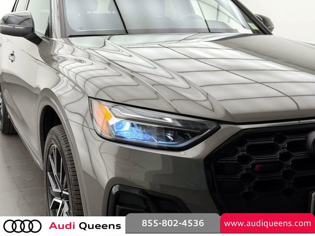 Certified 2023 Audi SQ5 Premium Plus w/ Premium Plus Package AWD/4WD image 9