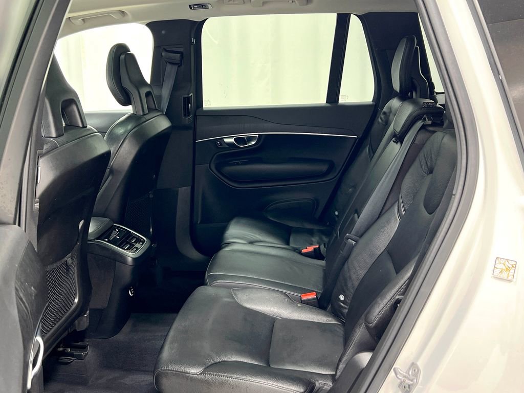 Used 2020 Volvo XC90 T6 Momentum AWD/4WD image 33