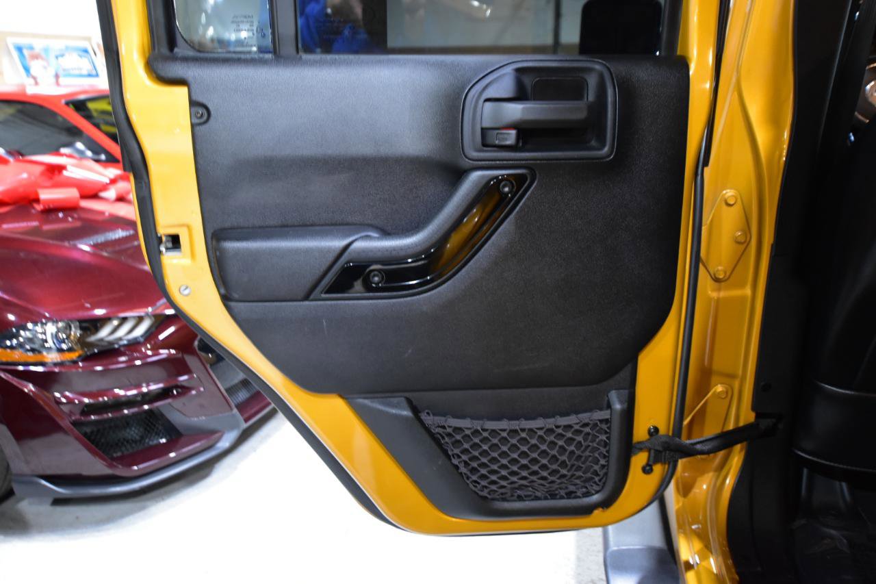 Used 2014 Jeep Wrangler Unlimited Sahara AWD/4WD image 36