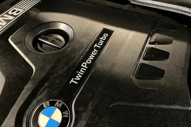 Used 2018 BMW 530i xDrive AWD/4WD image 31